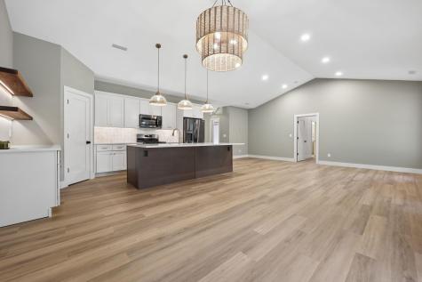 706 Berry Road Howard OH 43028