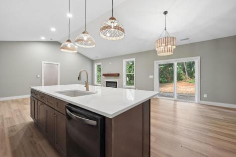 706 Berry Road Howard OH 43028