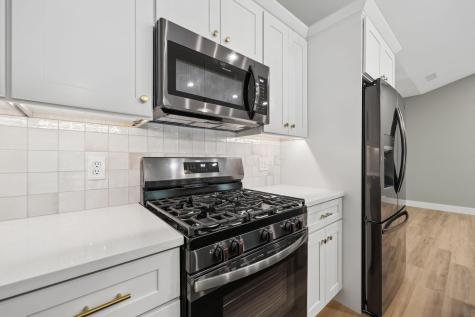 706 Berry Road Howard OH 43028