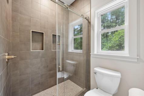 706 Berry Road Howard OH 43028