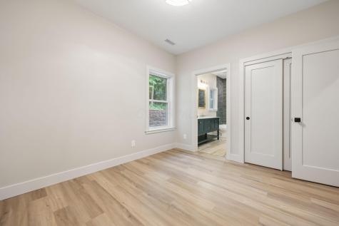 706 Berry Road Howard OH 43028