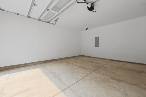 706 Berry Road Howard OH 43028