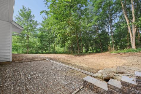 706 Berry Road Howard OH 43028