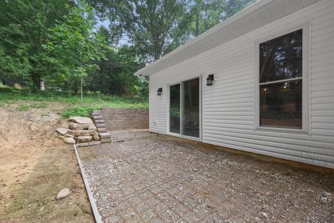 706 Berry Road Howard OH 43028