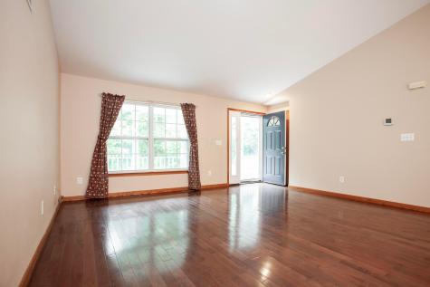 1928 Marion Road NW Utica OH 43080