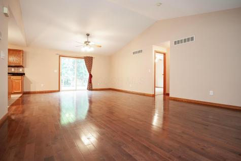 1928 Marion Road NW Utica OH 43080