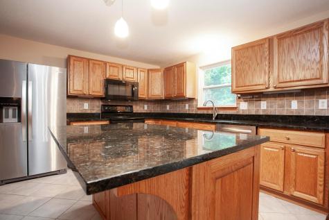 1928 Marion Road NW Utica OH 43080