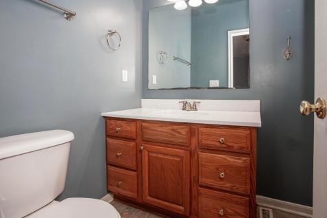 1928 Marion Road NW Utica OH 43080