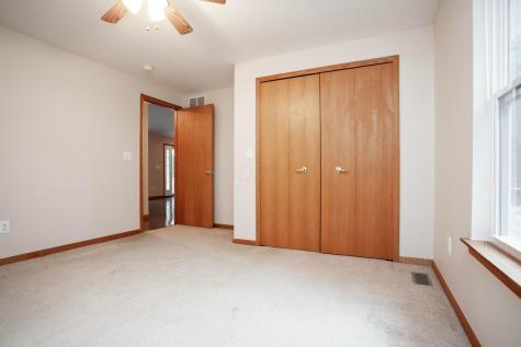 1928 Marion Road NW Utica OH 43080