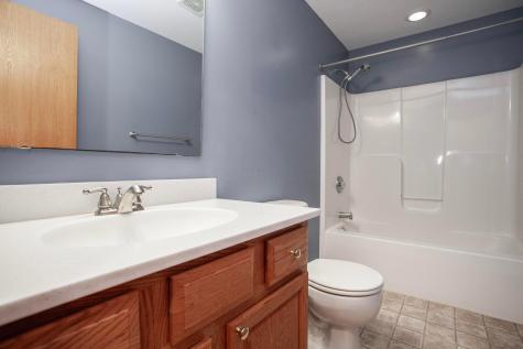1928 Marion Road NW Utica OH 43080