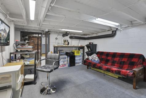 103 E Main Street Centerburg OH 43011