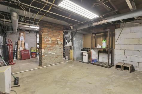 103 E Main Street Centerburg OH 43011