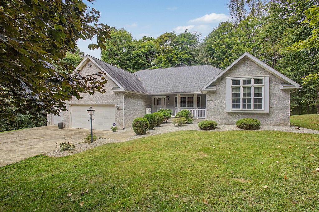 3381 Apple Valley Drive Howard OH 43028
