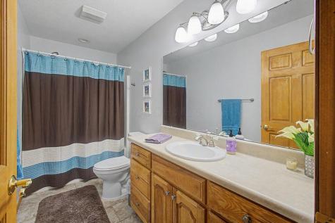 3381 Apple Valley Drive Howard OH 43028