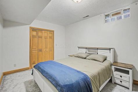 3381 Apple Valley Drive Howard OH 43028