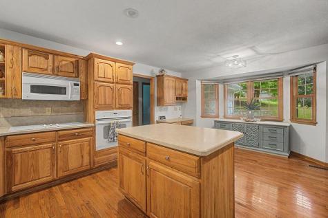 3381 Apple Valley Drive Howard OH 43028