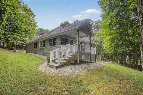 3381 Apple Valley Drive Howard OH 43028
