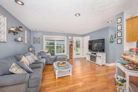 3382 Morgan Center Road Utica OH 43080