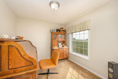 3382 Morgan Center Road Utica OH 43080