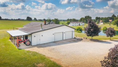 3382 Morgan Center Road Utica OH 43080