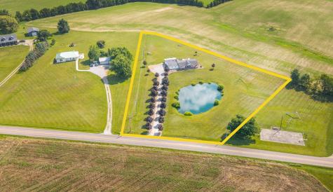 3382 Morgan Center Road Utica OH 43080