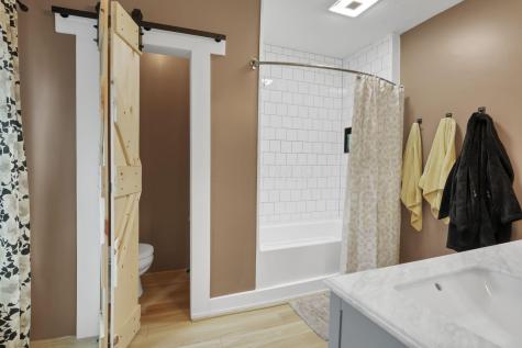 208 E Burgess Street Mount Vernon OH 43050