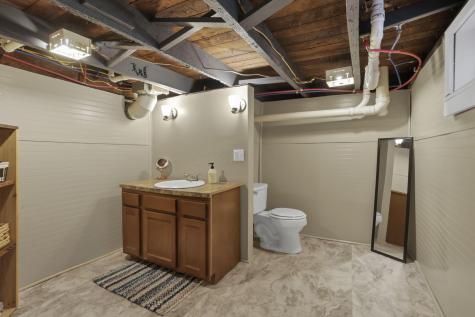 208 E Burgess Street Mount Vernon OH 43050