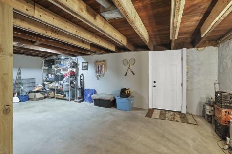 208 E Burgess Street Mount Vernon OH 43050