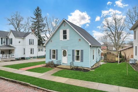 208 E Burgess Street Mount Vernon OH 43050