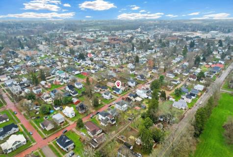 208 E Burgess Street Mount Vernon OH 43050