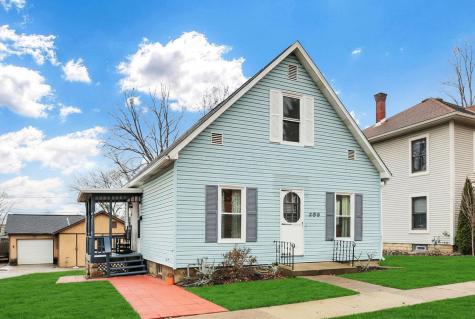 208 E Burgess Street Mount Vernon OH 43050