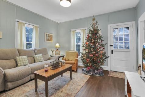 208 E Burgess Street Mount Vernon OH 43050