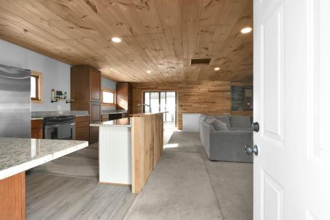 356 Spring Street Utica OH 43080