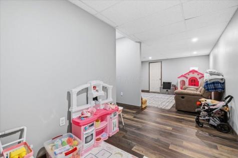 430 Ridgeland Drive Howard OH 43028