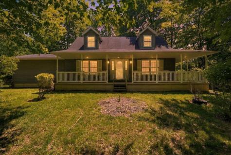 562 Terrace Ridge Circle Howard OH 43028