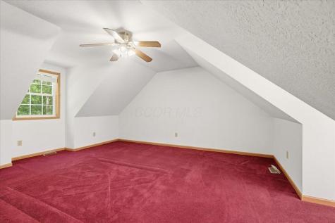 562 Terrace Ridge Circle Howard OH 43028
