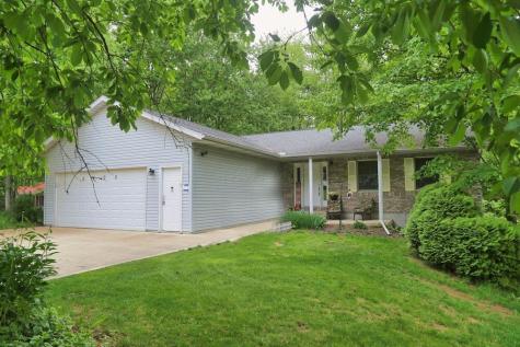 2406 Apple Valley Drive Howard OH 43028