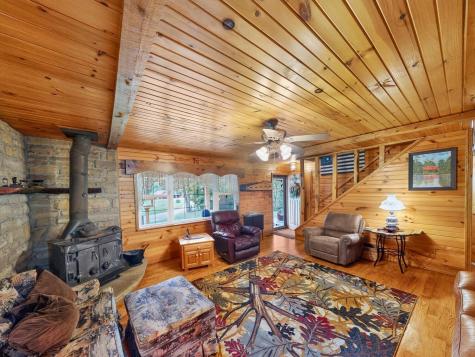 3999 Township Road 176 Fredericktown OH 43019