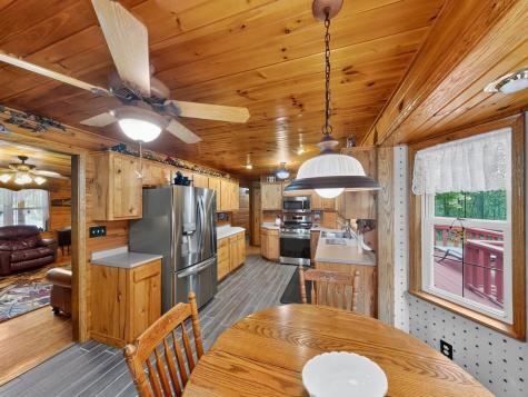3999 Township Road 176 Fredericktown OH 43019