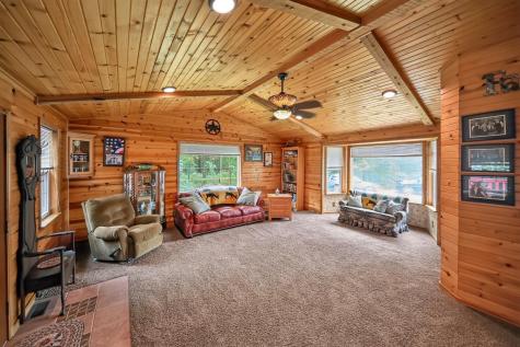 3999 Township Road 176 Fredericktown OH 43019