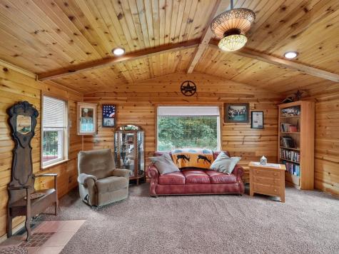 3999 Township Road 176 Fredericktown OH 43019