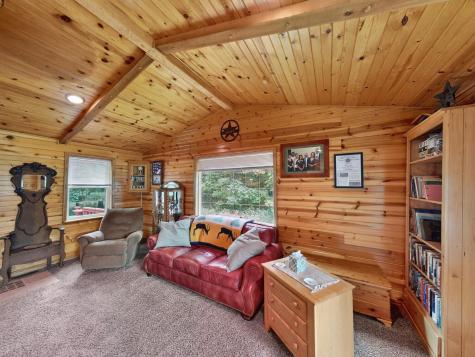 3999 Township Road 176 Fredericktown OH 43019