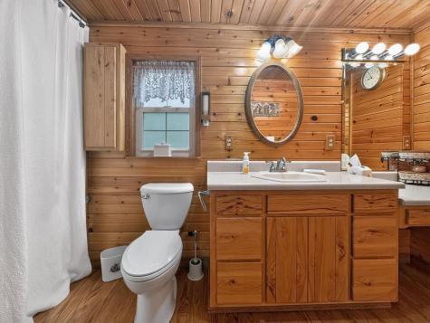 3999 Township Road 176 Fredericktown OH 43019