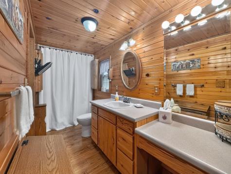 3999 Township Road 176 Fredericktown OH 43019