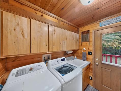 3999 Township Road 176 Fredericktown OH 43019