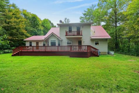 3999 Township Road 176 Fredericktown OH 43019