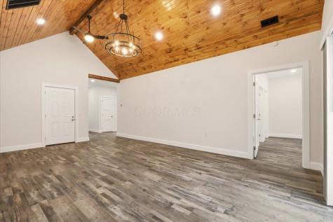 332 Wooster Road Mount Vernon OH 43050