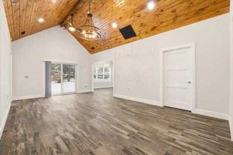 332 Wooster Road Mount Vernon OH 43050