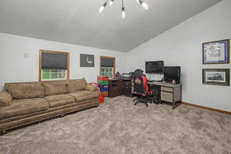 547 Terrace Ridge Circle Howard OH 43028