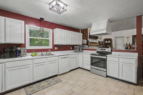 547 Terrace Ridge Circle Howard OH 43028
